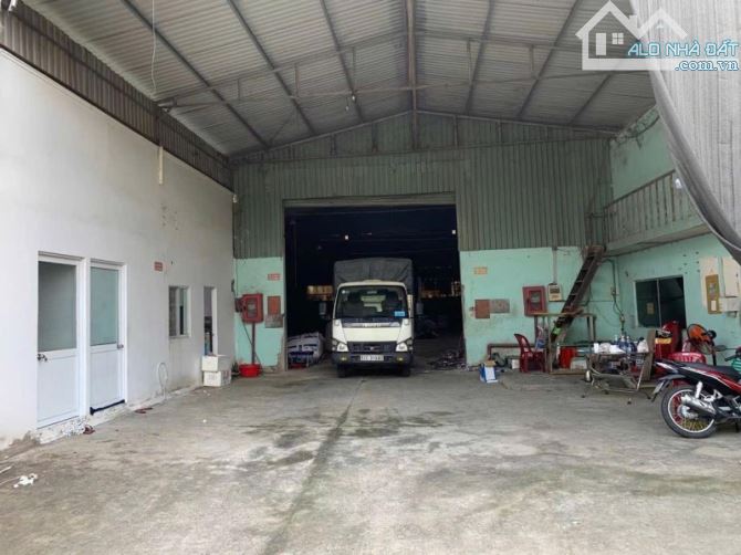 BÁN NHÀ XƯỞNG MẶT TIÊNG ĐƯỜNG THANH NIÊN-1300M2-THU NHẬP 60 TRIỆU / THÁNG - 2