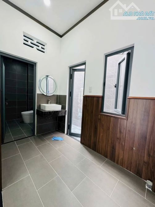CHÍNH CHỦ BÁN GẤP CĂN NHÀ GÁC LỬNG GIÁP ĐƯỜNG ĐỒNG KHỞI BIÊN HOÀ GIÁ 1TỶ450 THƯƠNG LƯỢNG M - 2