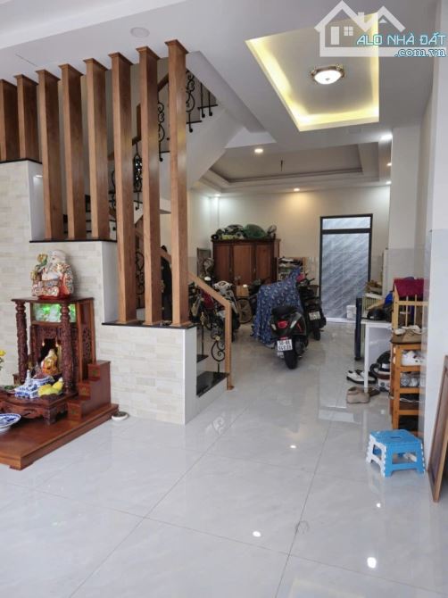 BÁN NHÀ MẶT TIỀN KINH DOANH NGUYỄN QUÝ ANH-5 TẦNG- 4 PHÒNG NGỦ-GỌI CHO EM XEM NHÀ - 2