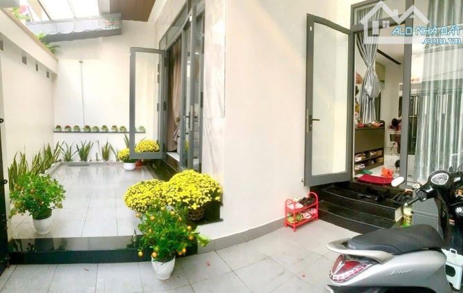 Cần bán căn nhà hẻm BÒ NĂM QUÝ - Lương Định Của. Phường Tây Nha Trang. - 2