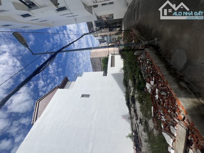 GÓC 2MT VĨNH ĐIỀM TRUNG P. TÂY NHA TRANG - 2