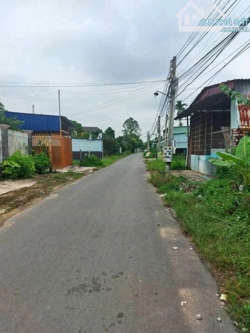Bán Đất 150m2 (Đất Ở Đô Thị), Ngay Hương Lộ 2, SHR, đường nhựa oto, Gía chỉ 600 - 2