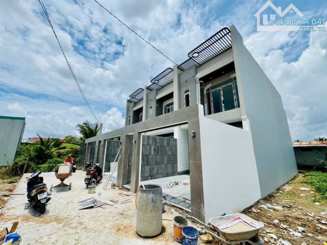 Càn tìm chủ cho 3 căn nhà đẹp gần TRƯỜNG CHUYÊN TG. KP. Bình Tạo, P. Trung An. - 2