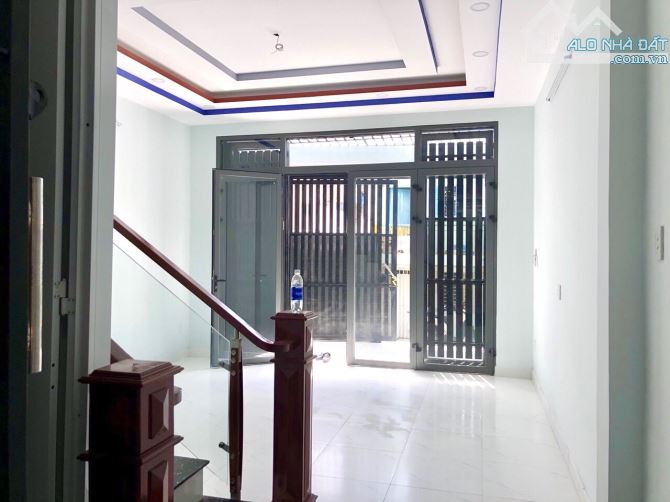 CHDV - 10 Phòng - 5x21 - 3 Tầng - Quận 7 - Nhỉnh 8 Tỷ - 2