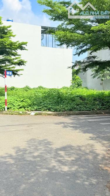 Chính chủ cần bán 2 lô đất liền kề sổ riêng thổ cư - 2