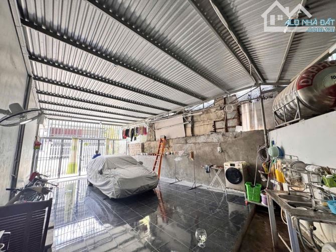 Nhà 2 tầng hẻm Nguyễn Xiển - Hòn Nghê Phường Tây Nha Trang. Có garage ô tô - 2