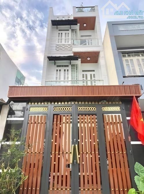 HẺM XE TẢI LÊ ĐÌNH CẨN CHIẾN LƯỢC 3 TẦNG 4M17M NỞ HẬU TÀI LỘC Chỉ 5.6 TỶ - 2