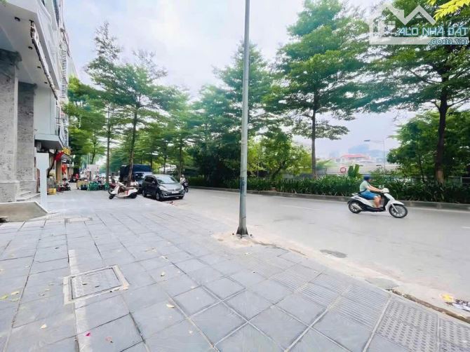 Duy nhất 1 căn mặt phố đường Bưởi mặt tiền 7m lô góc 6 tầng 35m2 thông sàn kinh doanh đỉnh - 2