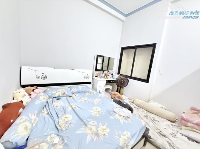 NHÀ HẺM XE HƠI-NGANG 4.8 X 14.5-TRƯỜNG CHINH-KHU VIP TÂN BÌNH-4 TẦNG BTCT-NHỈNH 6 TỶ - 2