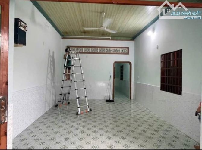 Kẹt một khúc !! Cần bán gấp căn nhà MT ở Tân An Hội - Củ Chi 125m2 - SHR - giá 790tr - 2
