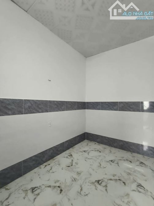 Bán nhà ở 1 sẹc Giồng Cát- Tân Phú Trung, DT 124m2, giá bán nhanh chit có 990 triệu. - 2