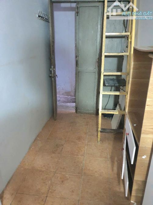Cho thuê nhà 3 tầng ngõ Văn Hương giá 3,2 triệu/tháng - 2