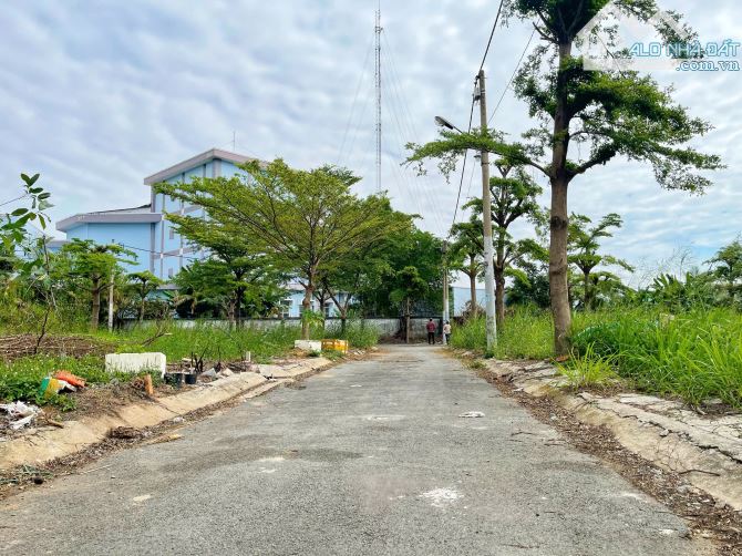 Bán gần 800m2 đất ở - Đường nhựa 6m - Cách Nguyễn Văn Tạo 50m - 1