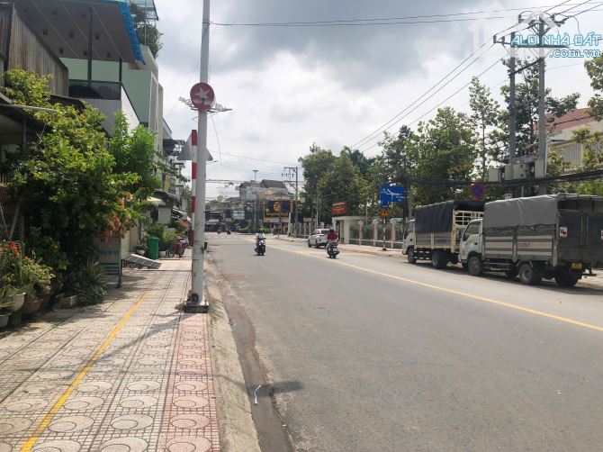 Sổ Đỏ Trao Tay - Sang Tên Ngay Bán GẤP Đất 83m2(5x16,5) Đường ÔTô Thông Hướng Bờ Bao Sông - 2