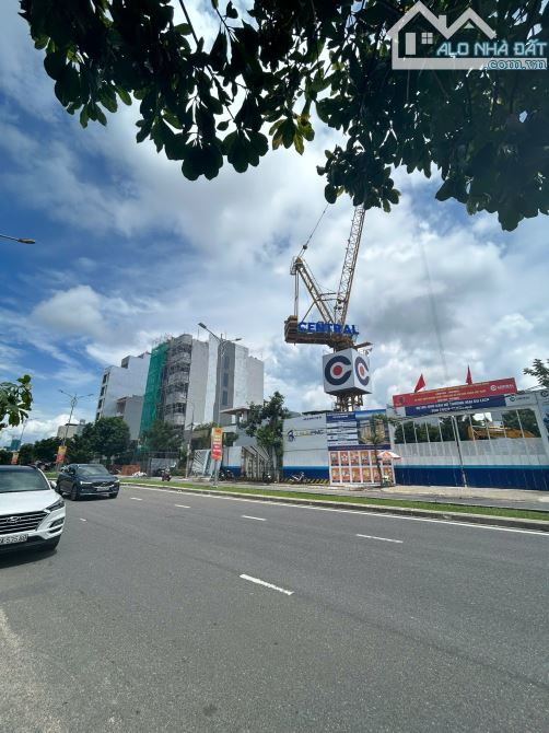 NGAY THÁP ĐÔI VƯƠNG THỪA VŨ - KIỆT OTO - 253m2 NGANG 10m, DÒNG TIỀN 25tr, CHỈ 46tr/m2 - 3