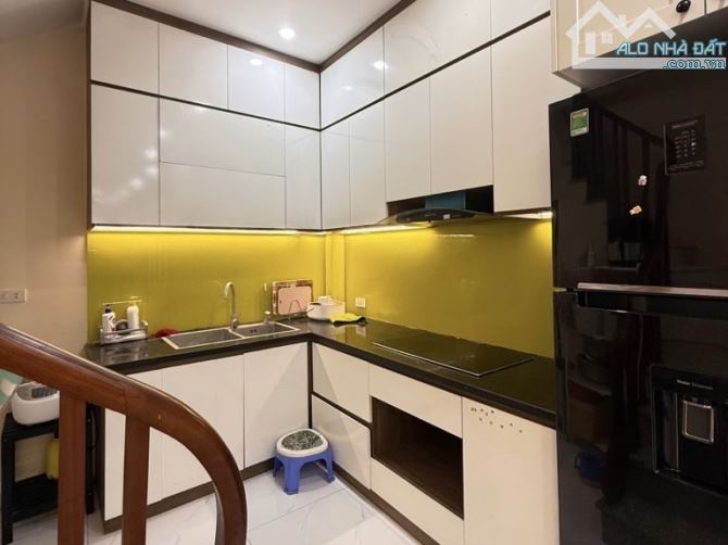 Nhú 6 tỷ - Phú Diễn - 36m2 - Full nội thất xịn sẵn ở - 2