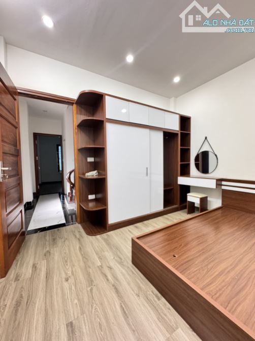 Bán nhà Lê Quang Đạo 35m2*5 tầng, ô tô nhỏ đỗ cửa, 2 thoáng, sổ vuông, ngõ thông 7,85 tỷ - 2