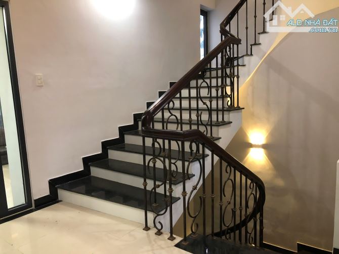 Bán Nhanh Biệt Thự Vườn Cao Cấp Mặt Tiền Nguyễn Tất Thành, Cách Nha Trang 7km - 2