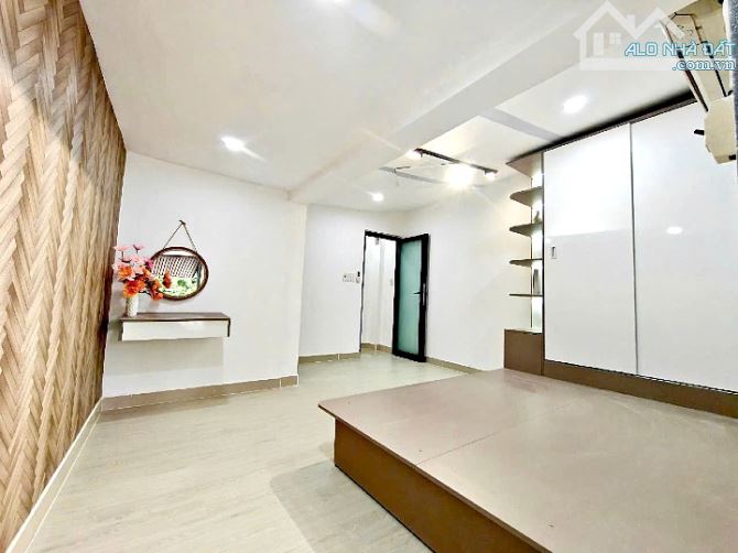 Bán nhà mới đẹp 2 lầu 2 phòng ngủ hẻm Nguyễn Du, Gò Vấp - 2