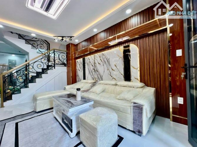 NHÀ PHỐ 3 TẦNG XINH LUNG LINH - OTO ĐỖ CỬA - FULL NỘI THẤT CAO CẤP - F.PHÚ THUẬN - 2