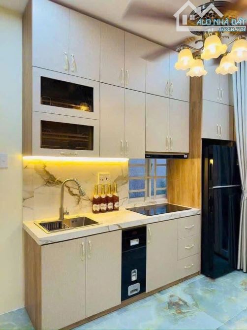 NHÀ MỚI 2 MẶT HẺM - SÁT Q10, Q11 - FULL NỘI THẤT - SANG NHƯ KHÁCH SẠN MINI 5 SAO - 2,75 TỶ - 2