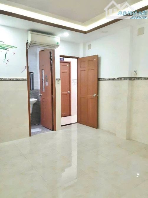 Q.10 - SÁT MT LÊ HỒNG PHONG - 60M² - 5 TẦNG - CHO THUÊ DÒNG TIỀN 30TR/TH – 16.x TỶ - 2