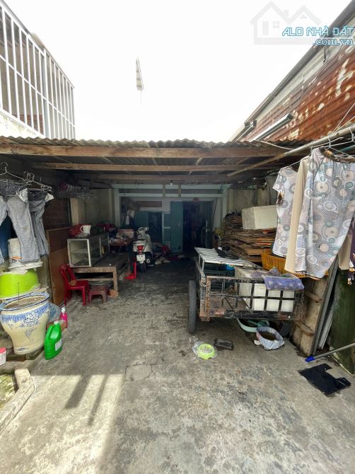BÁN GẤP NHÀ CẤP 4 HẺM NGUYỄN BIỂU GẦN BIỂN, TP NHA TRANG GIÁ RẺ 4,2 TỶ - 2