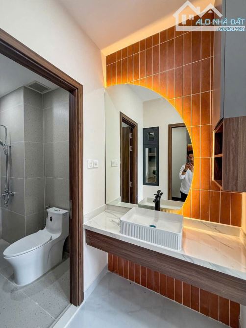 Bán nhà đường Lam Sơn, Quận Tân Bình, Giá: 2 tỷ 690 triệu/60m2, sổ hồng riêng - 2