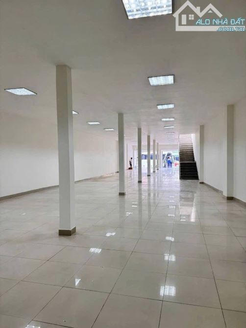 Cho Thuê Mặt Bằng Kinh Doanh QL1A Sàn sử dụng 600m2 Gần CV 30/4  - Giá chỉ 40tr/Thán - 2