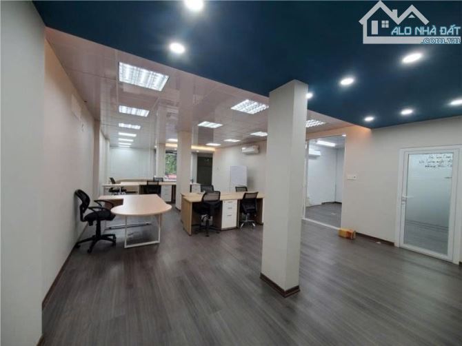 siêu hiếm. Bán tòa nhà mặt tiền Lương Đình Của, An Khánh Q2 HCM ngang 10x20 HĐT 200tr - 2