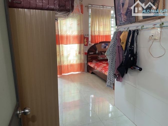 SÁT TÂN PHÚ - 4 TẦNG - 4X12M - GẦN TÔ HIỆU - PHAN ANH - 3PN - HC ĐỦ - HẺM XE HƠI - CHỈ 5,X - 2