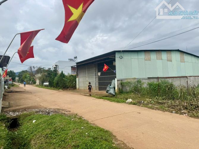 Đất đẹp thổ cư ngay trung tâm Tà Nung Đà Lạt . Giá cực tốt chỉ 6,7tr/m2 - 2