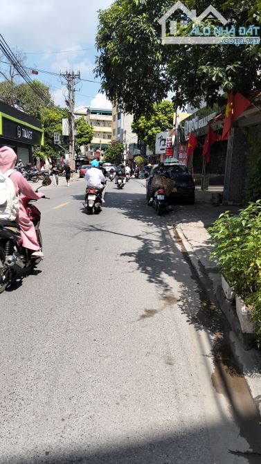 Nhà đẹp dân xây Đông Dư Diện tích rộng - 2