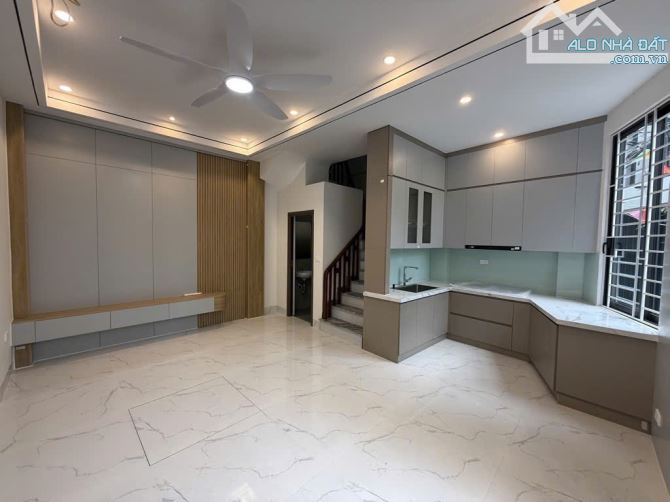 NHÀ ĐẸP ĐÓN TẾT - 4 PHÒNG NGỦ - LÔ GÓC - ĐỒ NỘI THẤT THÔNG MINH, HIỆN ĐẠI - HIẾM - 2