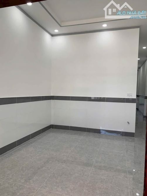 Cần bán gấp căn nhà 1/ Đ. Tân Thới Nhì 26- Hóc Môn  - 80m2 - SHR giá 850tr - 2