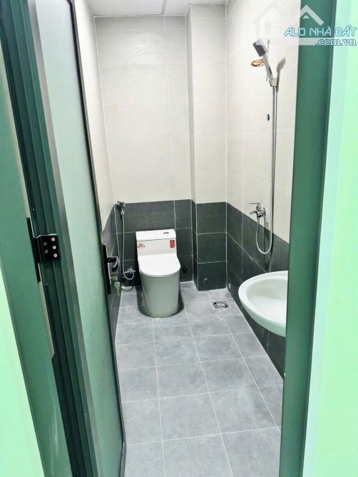 Bán Nhà Mặt Tiền Gò Xoài Bình Tân, 60m2, 3 PN, Vị Trí Đẹp 5.2 Tỷ TL - 2