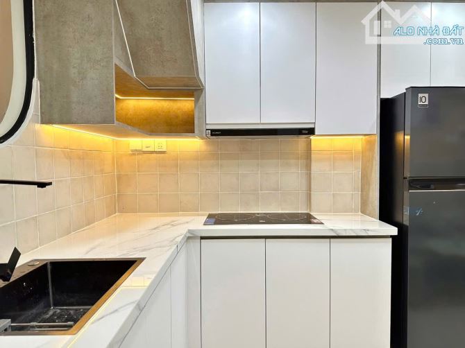 Bán nhà 2ty370 MT đường Trần Quốc Thảo quận 3. Tặng nội thất - SHR bao sang tên - 2