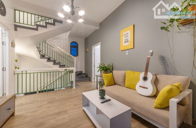 BÁN NHANH VILLA - HẺM XE HƠI NGÔ TẤT TỐ, 180M², 19 TỶ, P.8, ĐÀ LẠT - 2