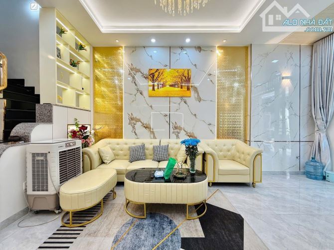 NHÀ NGỘP TRÊN ĐƯỜNG BẠCH MÃ, QUẬN 10- GIÁ: 5.1TỶ/ 4,1Mx15M. SỔ SẴN HOÀN CÔNG ĐẦY ĐỦ - 2