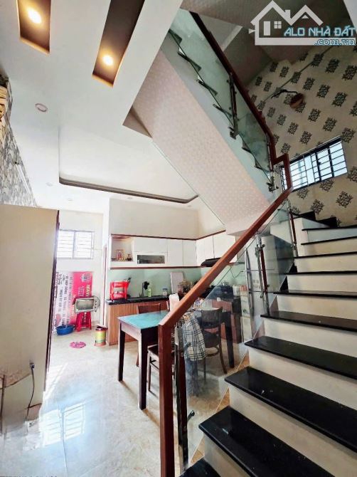 📌📌📌LÀM VIỆC TRỰC TIẾP GIÁ TỐT !!! bán rẻ nhà 3 tầng 3 mê kiệt 232/ trường chinh - 2