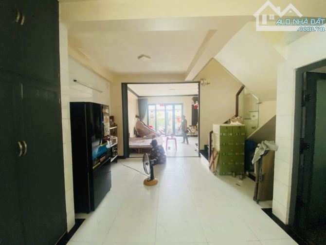 🎇 QUẬN 8 SÁT QUẬN 6 – 77M² NGANG 5.1M – 2 TẦNG ĐÚC – SỔ ĐẸP HOÀN CÔNG – 5.3 TỶ TL 🌺 - 2