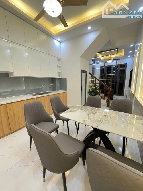 Chủ nhà chuyển công tác vào Nam cần bán gấp NHÀ PHỐ ĐÀO TẤN chỉ hơn 6 đồng – 32M² x 4 TẦNG - 2