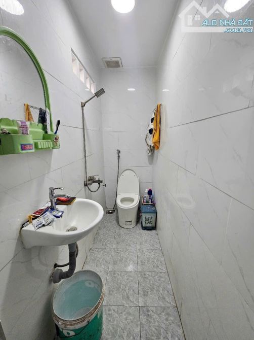 Chính chủ cần bán nhanh căn nhà 3 tầng đường Ngô Quyền.  Sơn trà - 2