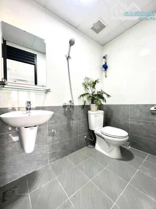 🏠 TÒA NHÀ TRẦN KHÁT CHÂN 85 M² –6 TẦNG  - 25 PHÒNG– THU 90TR/TH - 16.5  TỶ - 2