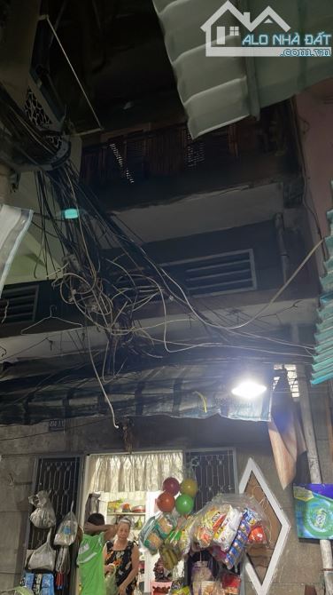 BÁN NHÀ QUẬN 10 - GIÁ 8.2 TỶ, DT 55.2M² (6.8m x 8.2m). - 2