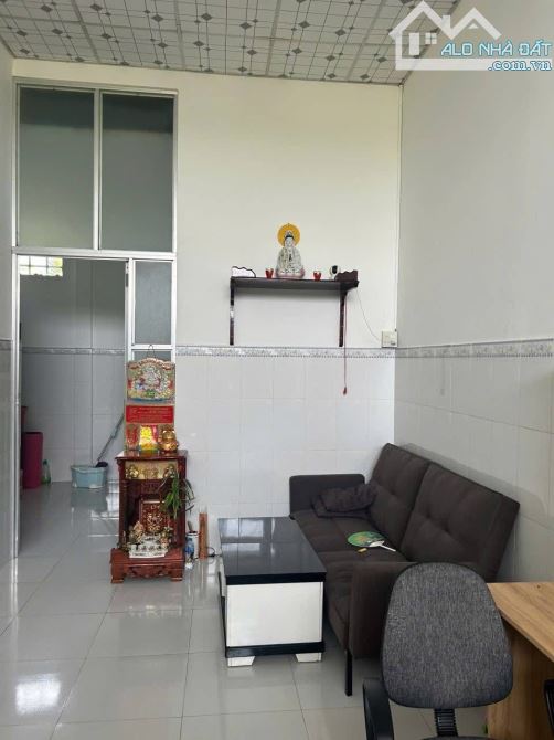 Nhà nhánh D5 đoạn khu dân cư đông đúc thích hợp định cư - 2