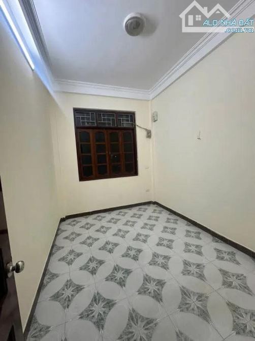 KHƯƠNG TRUNG, 30M RA OTO, 1 NGOẶT RA PHỐ, SỔ VUÔNG, 6 TỶ 26/30M2, 4T, GẦN HỒ, FULL TIỆN ÍC - 2