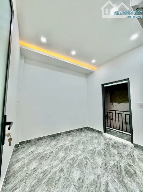 NHÀ ĐẸP NHỎ TIỀN NGAY TRƯỜNG THPT TRẦN HƯNG ĐẠO. PHƯỜNG 6. GÒ VẤP - 2