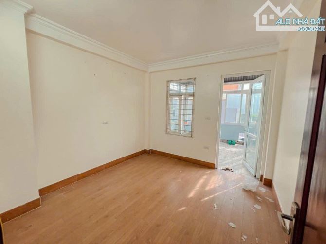 Nhà đẹp, dân xây, ngõ thông ô tô, 38m 5 tầng giá chỉ 7.7 tỷ - 2