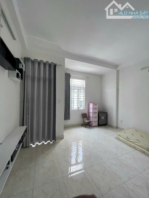 Quận 9 (Phú hữu)Bưng ông Thoàn,4 tầng 68m2 giá chỉ 5,4 tỷ - 2